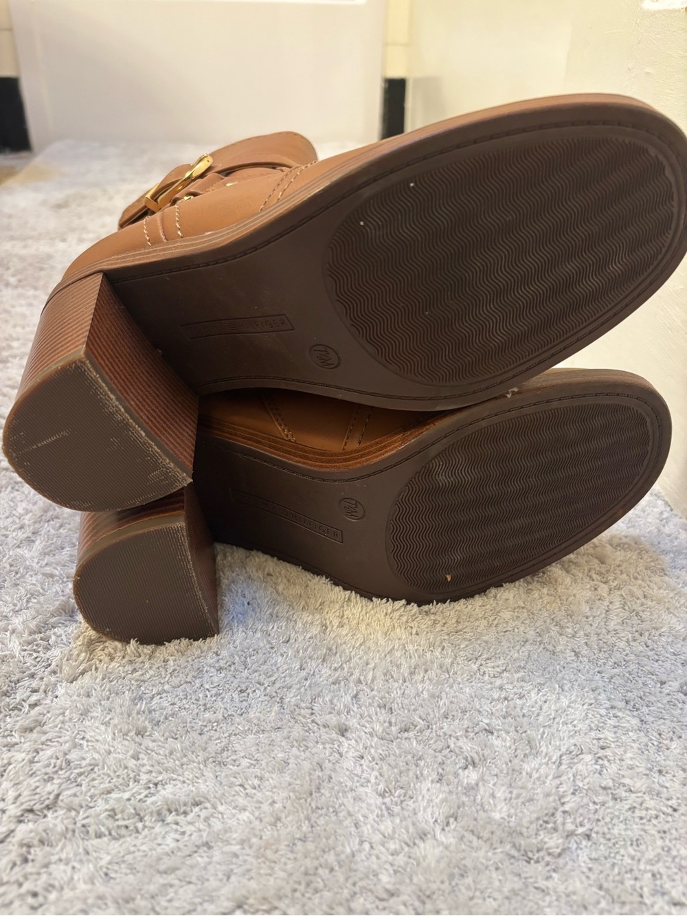 Tommy Hilfiger Chestnut Brown Mid-Calf Heeled Boots with Buckle - Picture 4 of 4